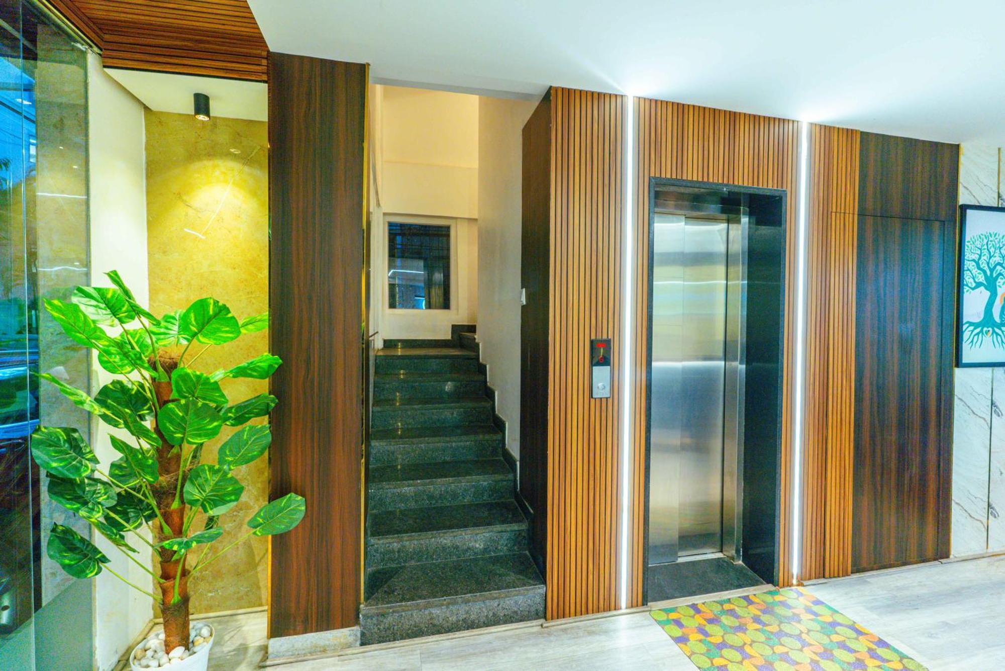 Hotel Treebo Elmas Grand Bangalore Exterior foto